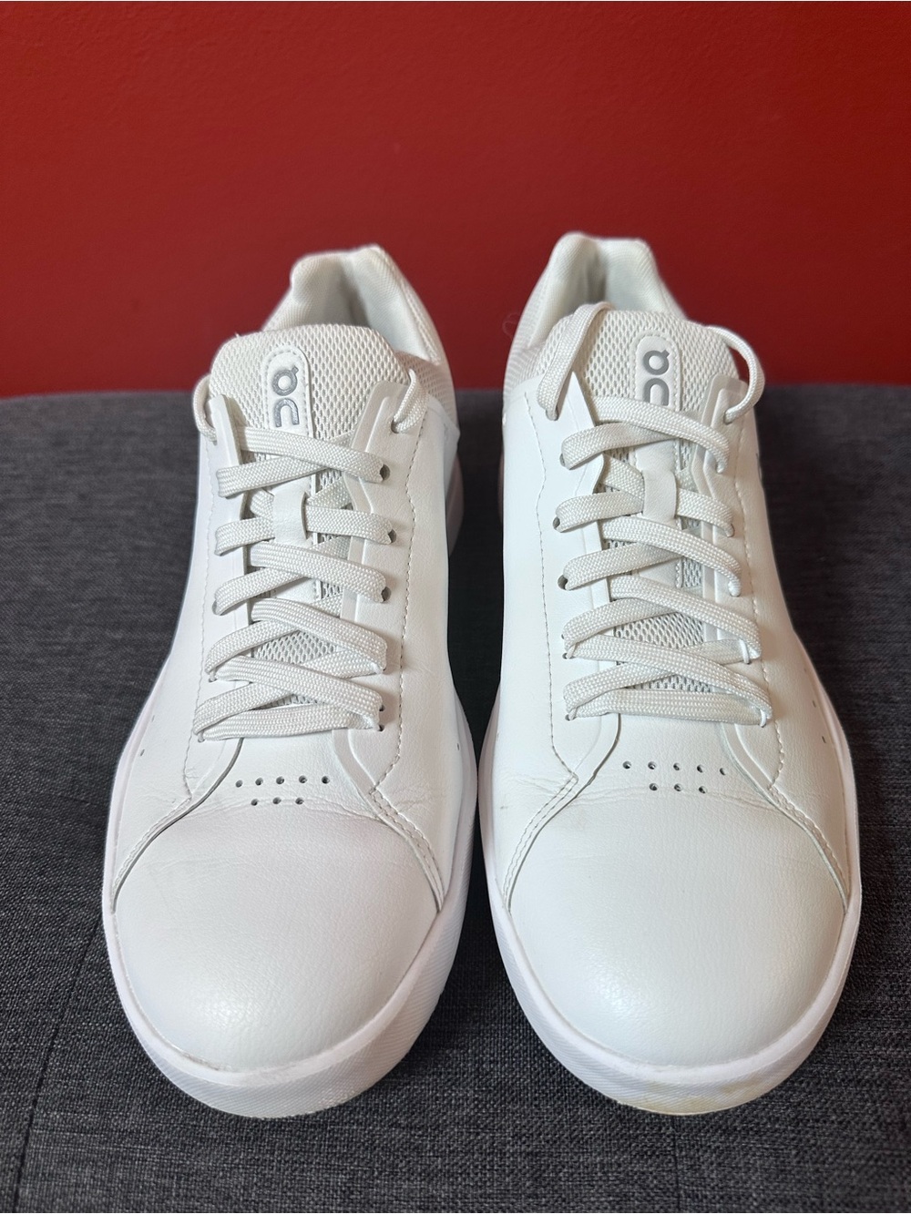 On Cloud The Roger Advantage All White Leather Sneaker Size Women’s US 9.5 - Picture 3 of 15